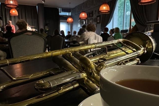 Внедрение iiko в работу кафе «Театральное», г.Сыктывкар Внедрение iiko в работу кафе «Театральное», г.Сыктывкар